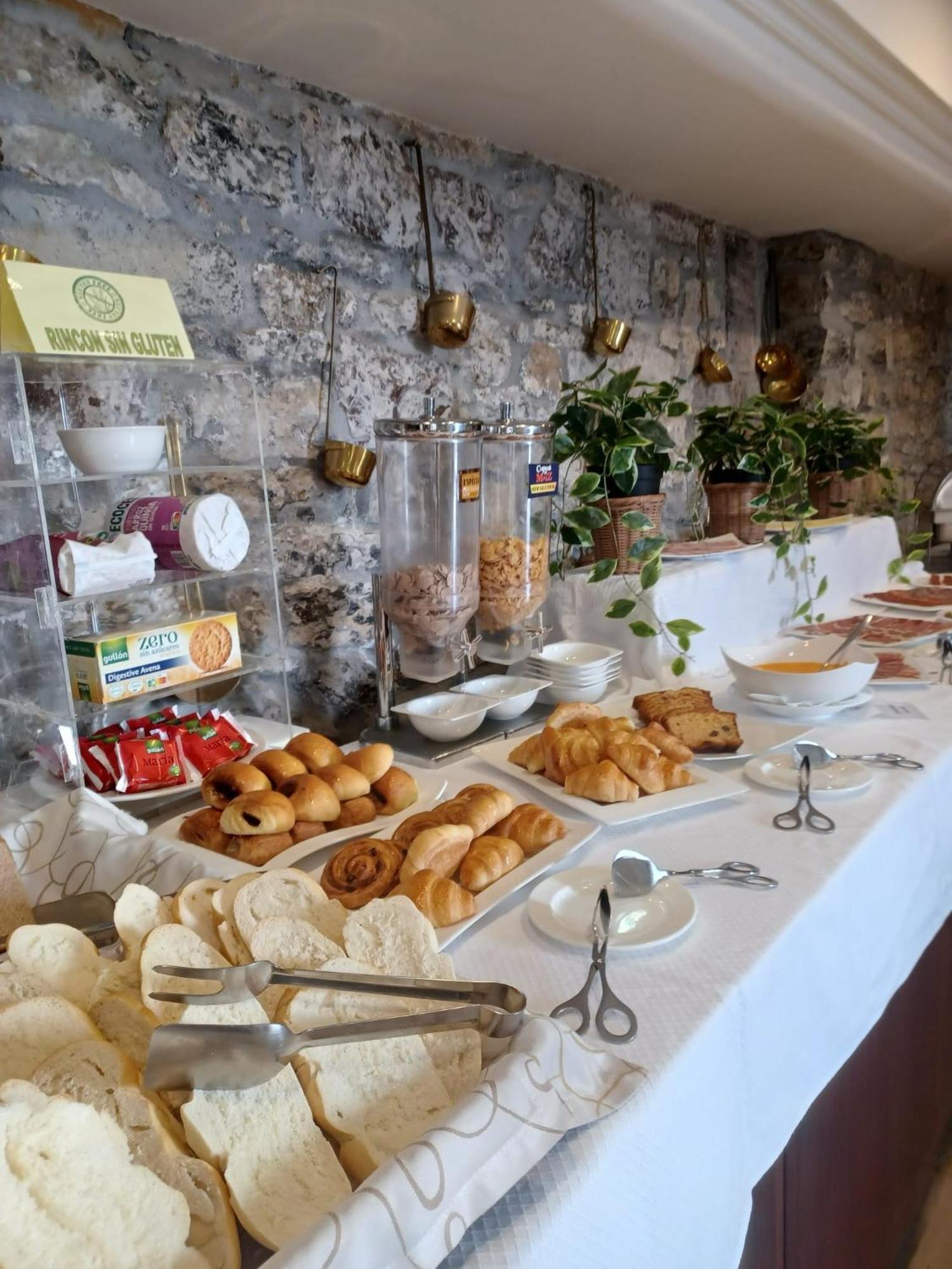Hotel Palacio De La Magdalena 소토델바르코 외부 사진